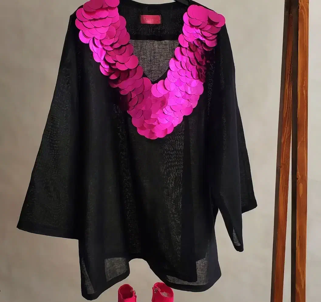 لباس|لباس|شیراز, اصلاح‌نژاد|دیوار