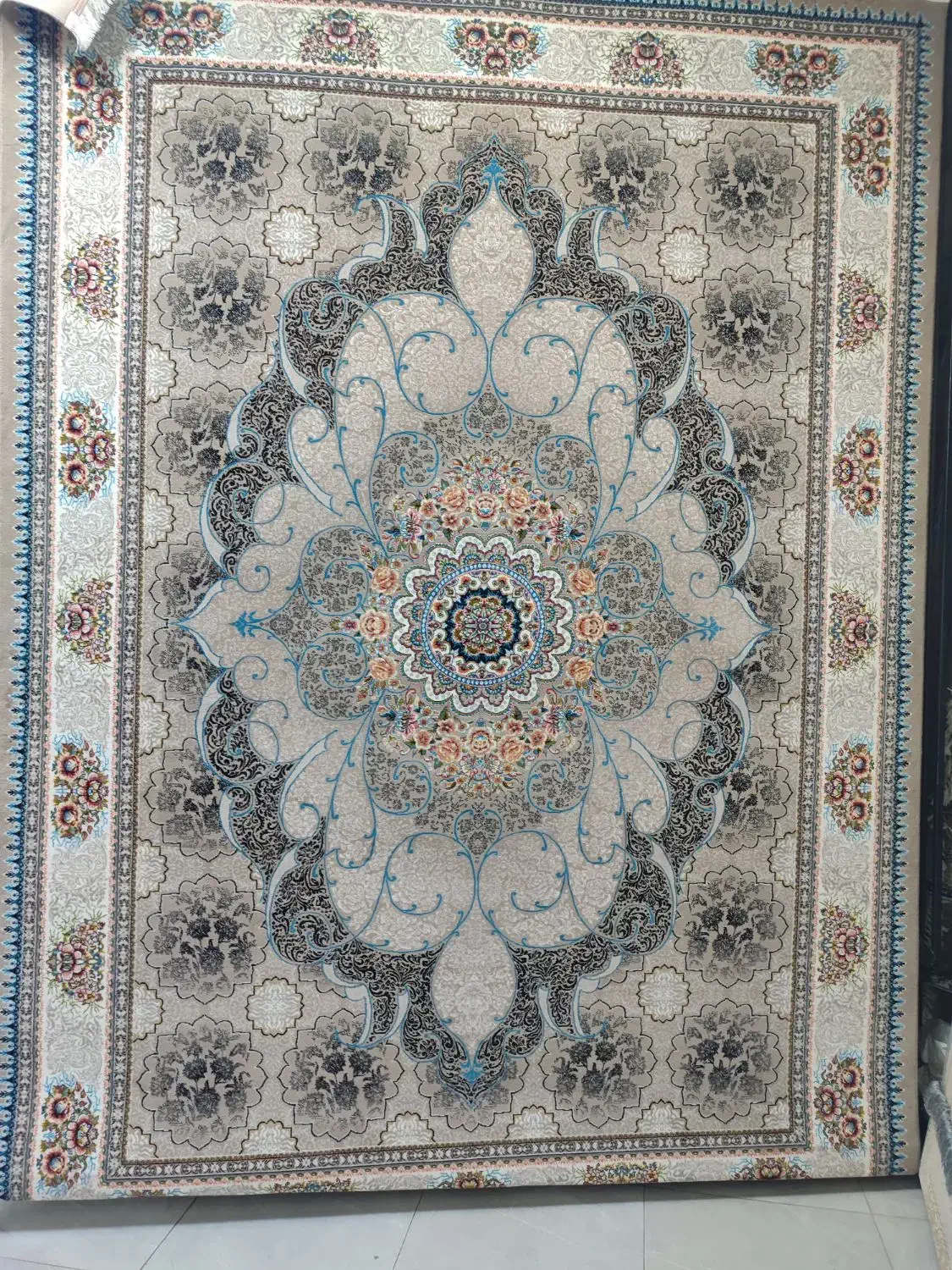 9متری ۷۰۰شانه با ضمانت|فرش|نظرآباد, نظرآباد|دیوار