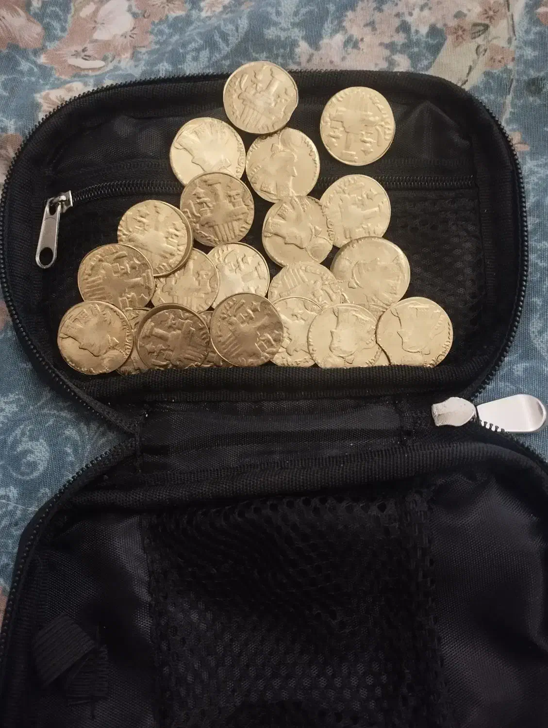 سکه طرح ساسانی|صنایع دستی و سایر لوازم تزئینی|تهران, تهران‌نو|دیوار