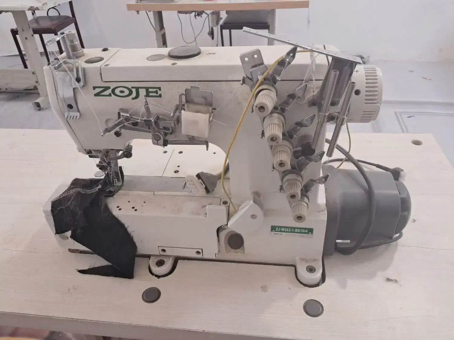 چرخ خیاطی|چرخ خیاطی و ریسندگی|یزد, |دیوار