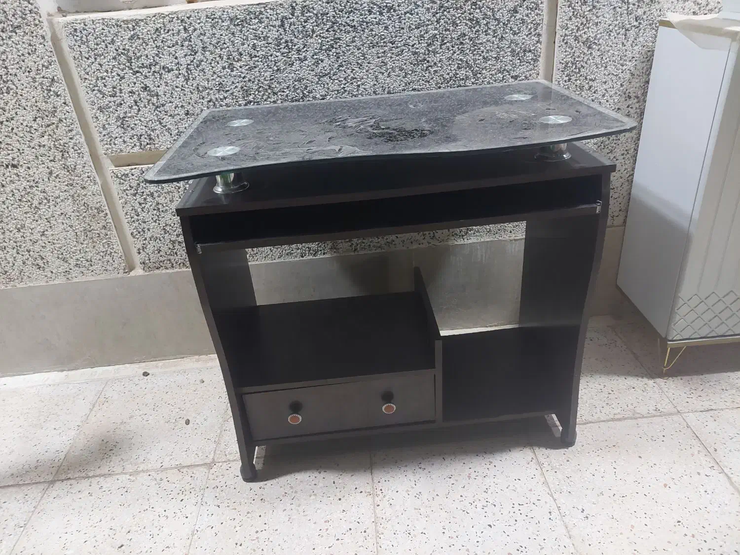 میز کامپیوتر|میز تحریر و کامپیوتر|بم, |دیوار