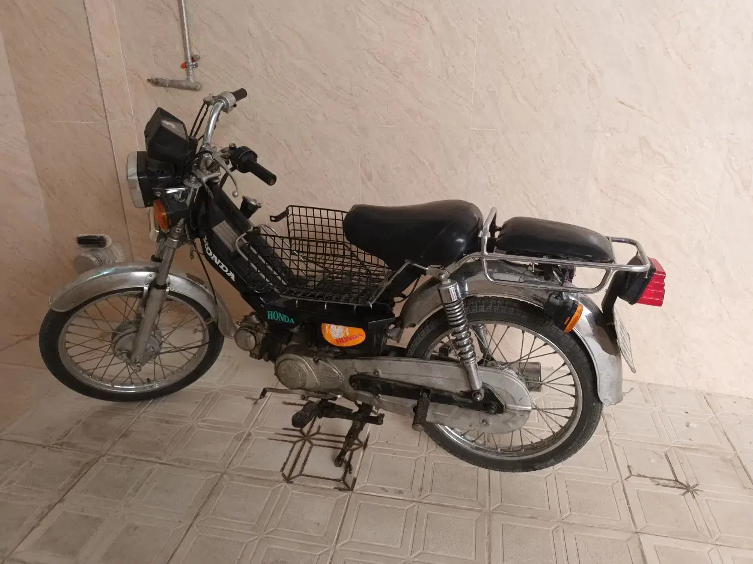 موتورسیکلت ۷۰ مدل ۱۳۸۳ - سالم و تازه تعمیر|موتورسیکلت|شیروان (خراسان), |دیوار