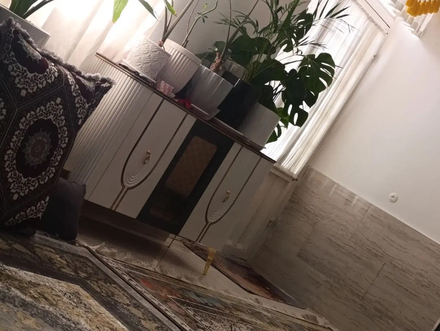 آیینه و کنسول درحد نو|بوفه، ویترین، کنسول|برازجان, |دیوار