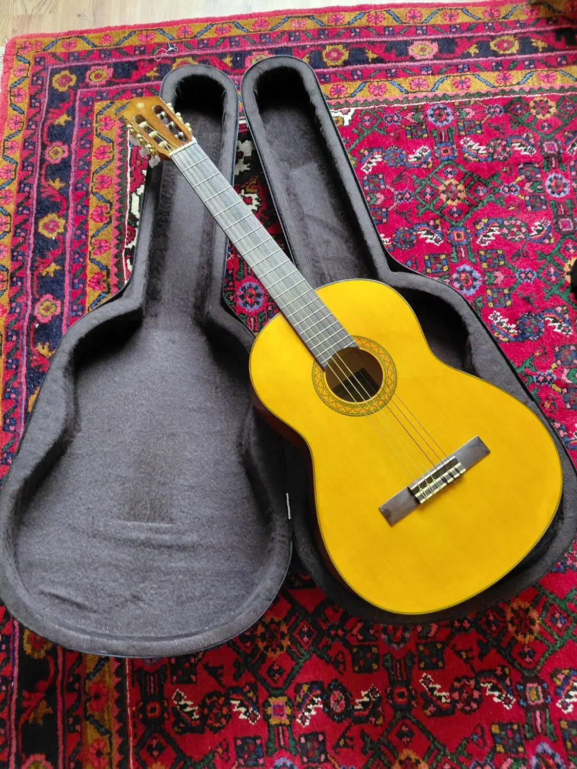 گیتار ،c۷۰ نو نو|گیتار، بیس، امپلیفایر|همدان, |دیوار