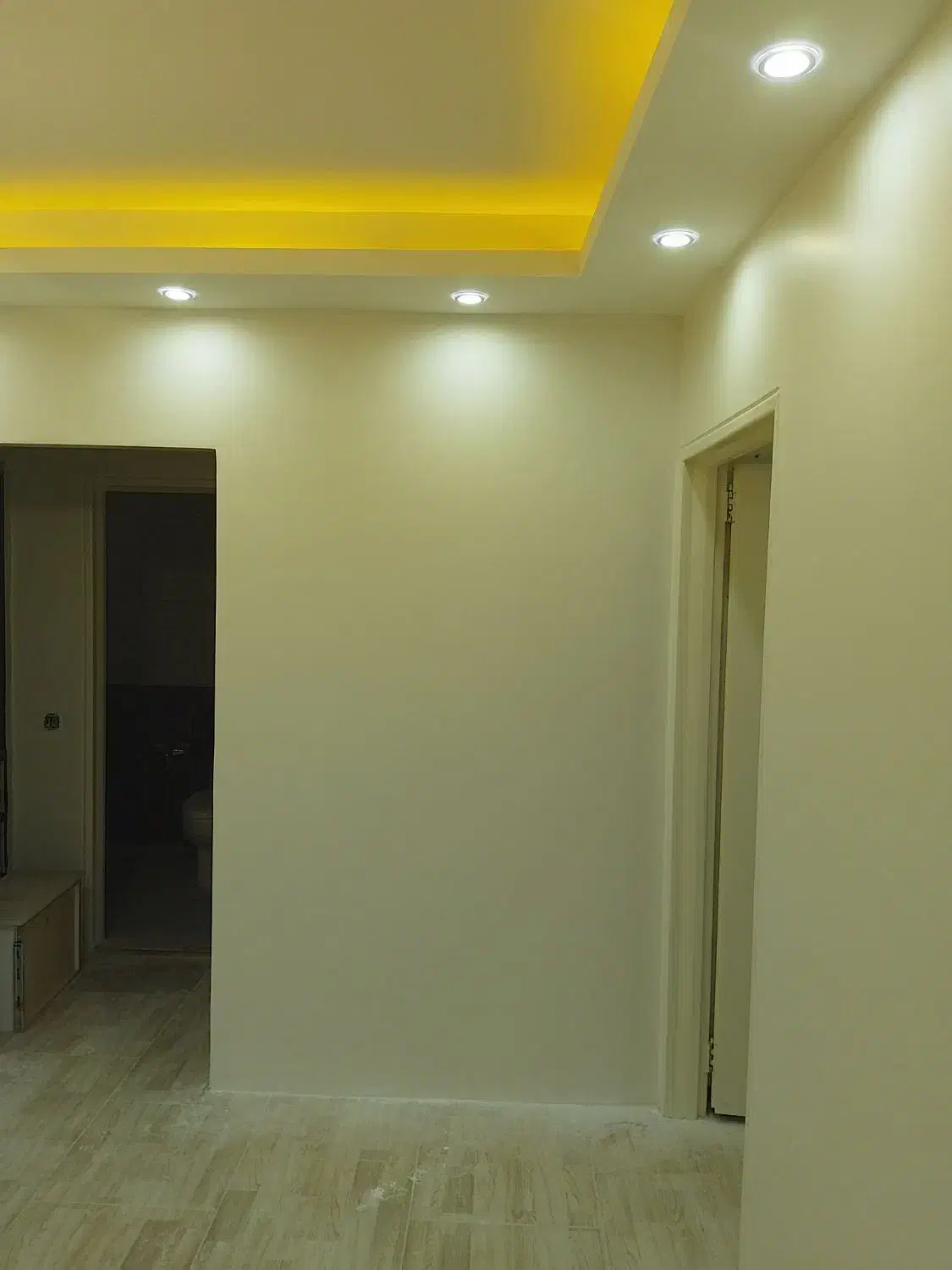 خدمات نقاشی ساختمان با کیفیت خوب قیمت مناسب|خدمات پیشه و مهارت|تهران, شوش (باغ آذری)|دیوار