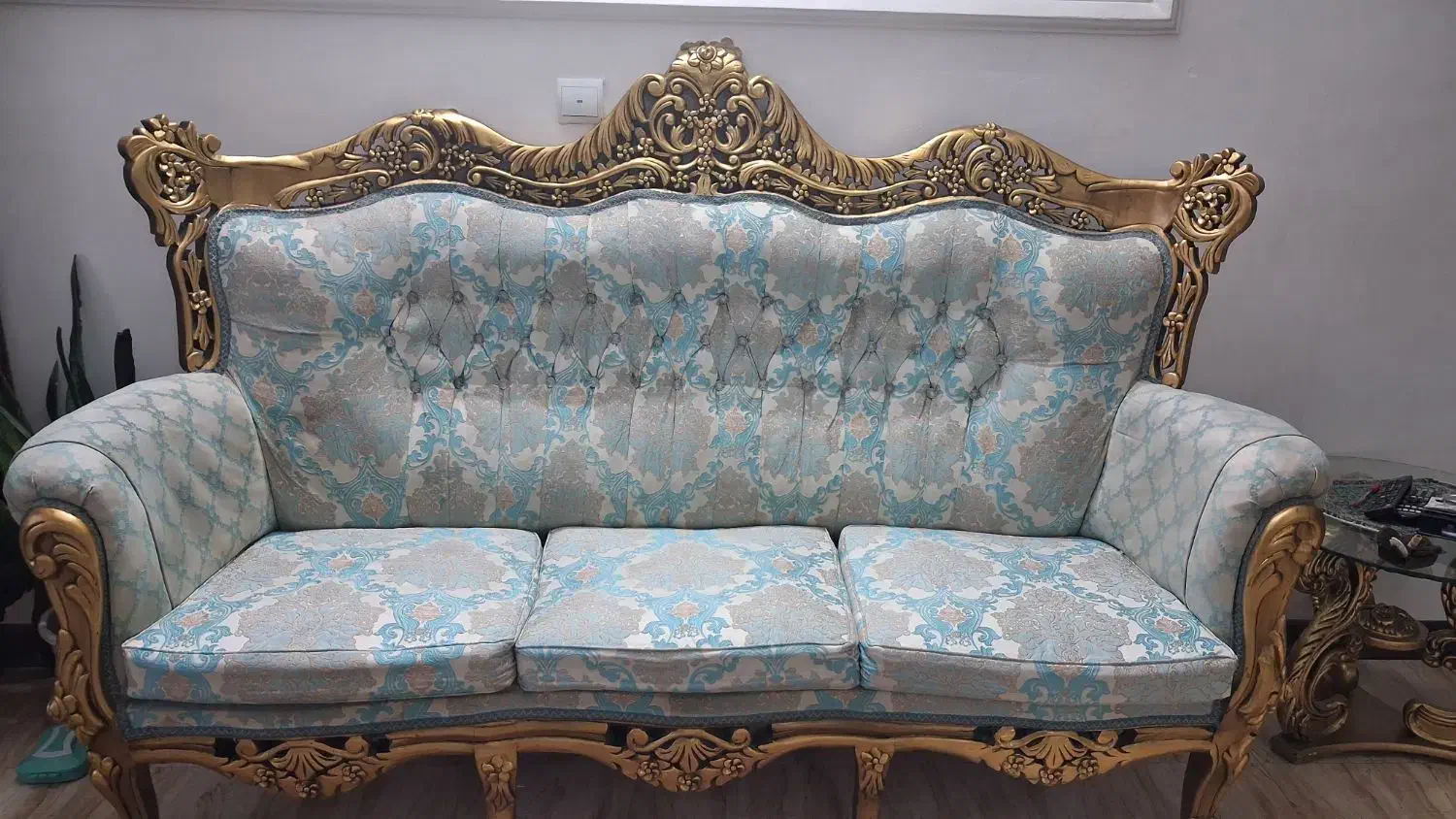 مبلمان سلطنتی 9نفره همراه برجلو مبلی|مبلمان خانگی و میز عسلی|دامغان, |دیوار