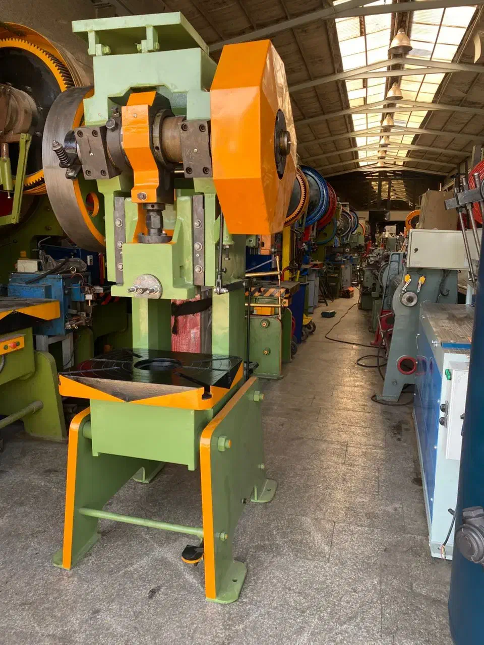 پرس ۵۰ تن نو هست|ماشینآلات صنعتی|پاکدشت, پاکدشت (مامازند)|دیوار