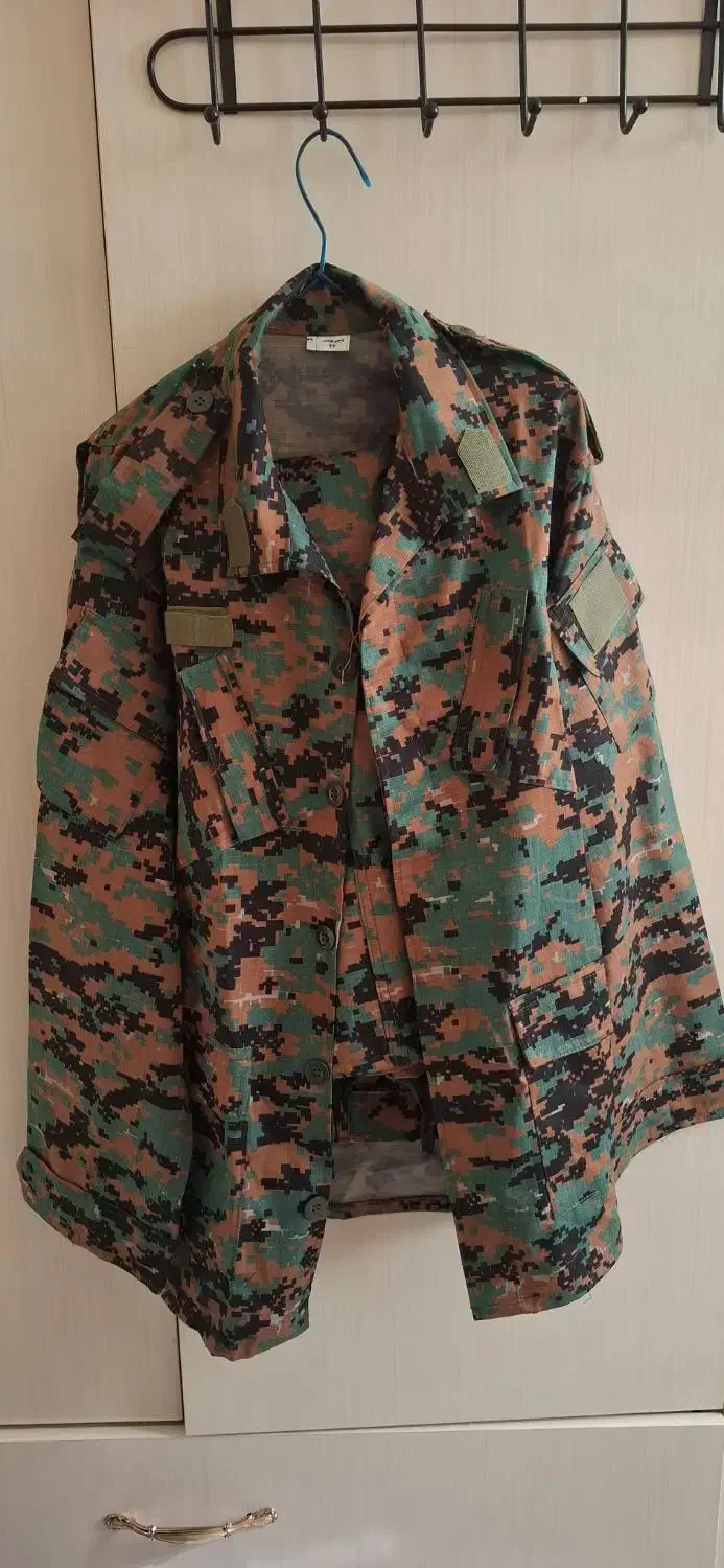 لباس نظامی|لباس|مشهد, جاهد شهر|دیوار