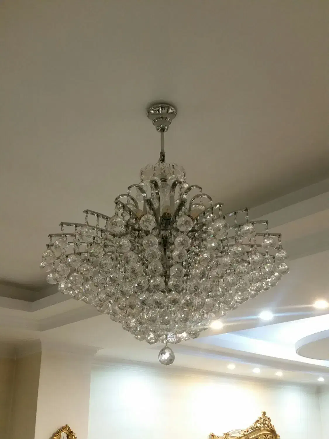 یک جفت لوستر بزرگ|لوستر و چراغ آویز|کرج, گوهردشت|دیوار