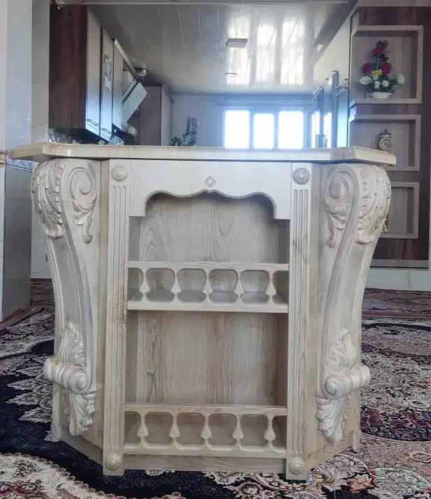 میز|میز و صندلی غذاخوری|نقده, |دیوار