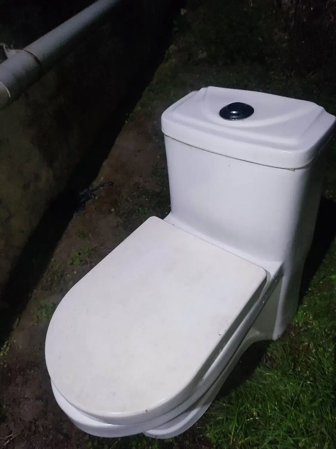 اتوماتیک پمپ آب(دیجیتال پمپ آب) و توالت فرنگی|مصالح و تجهیزات ساختمان|آستارا, |دیوار