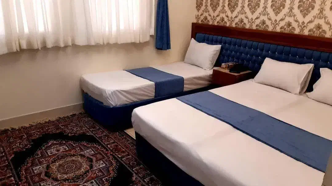 رزرو هتل در مشهد|تور و چارتر|قم, زنبیل آباد|دیوار