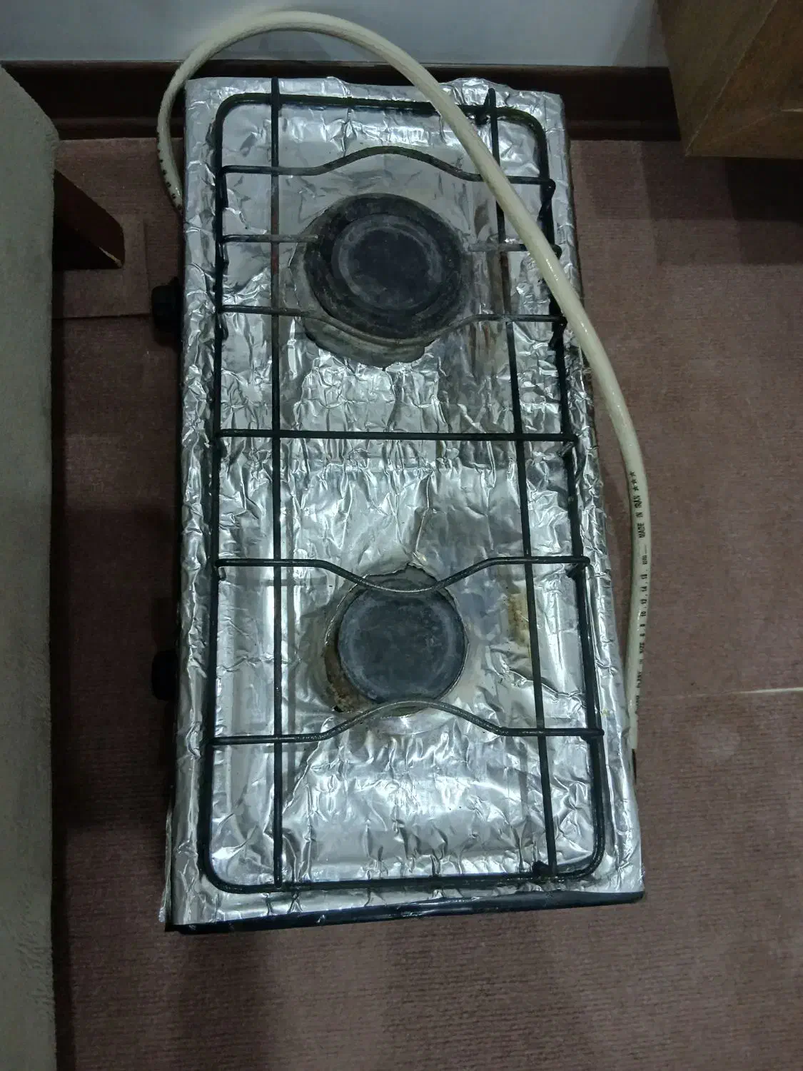 گاز دو شعله رومیزی همراه با میز|اجاق گاز و لوازم برقی پخت‌وپز|بابل, |دیوار