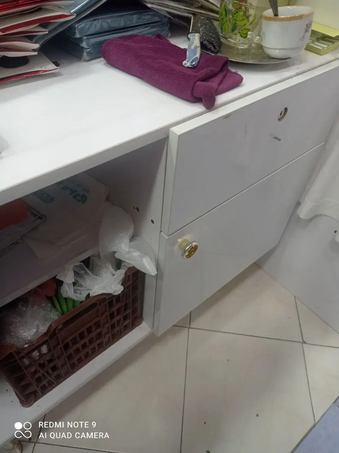 میز|میز تحریر و کامپیوتر|برازجان, |دیوار