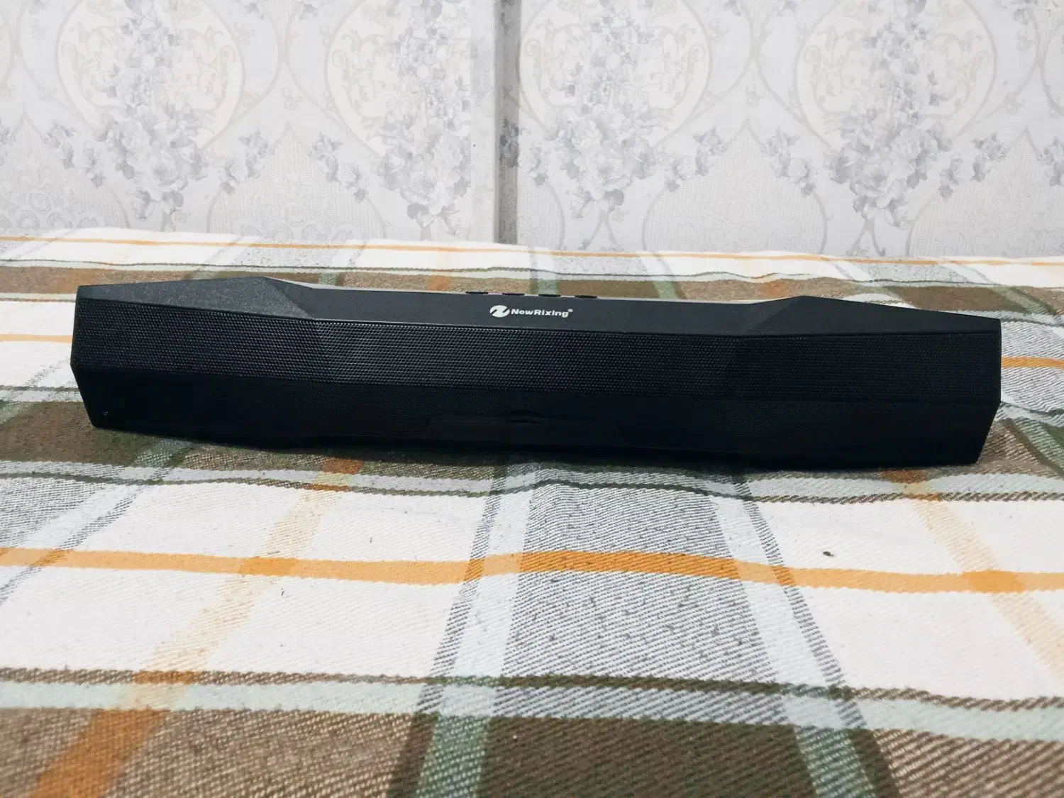 اسپیکر|پخشکننده همراه|گلبهار, شهر جدید گلبهار|دیوار