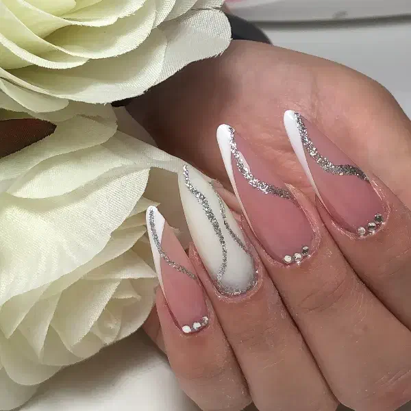 ۲۰٪ تخفیف خدمات ناخن و مژه باهم|خدمات آرایشگری و زیبایی|شاهین‌شهر, مخابرات (شهید بهشتی)|دیوار