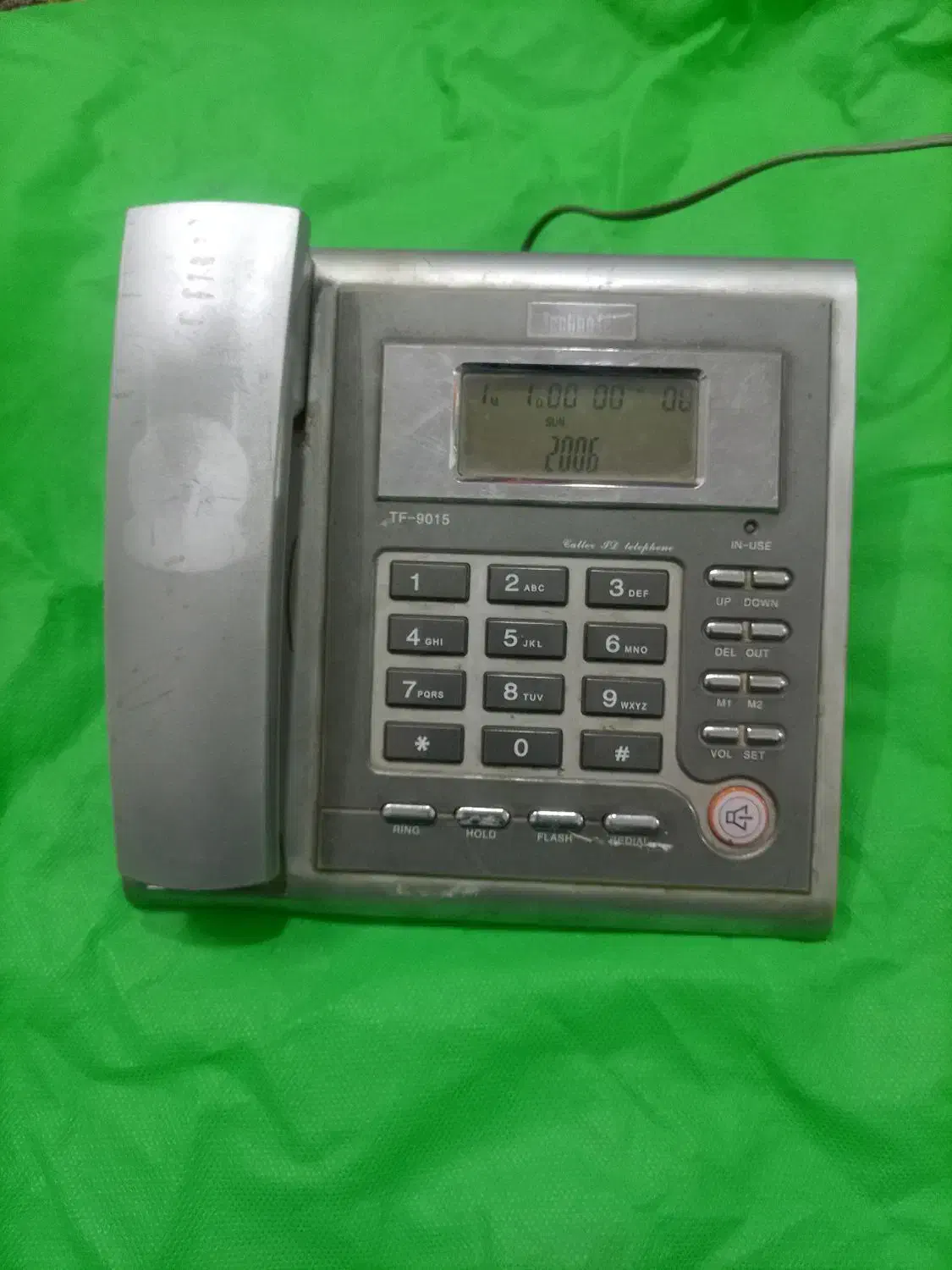 دو عدد تلفن رومیزی درحد نو|تلفن رومیزی|قم, زند آباد|دیوار