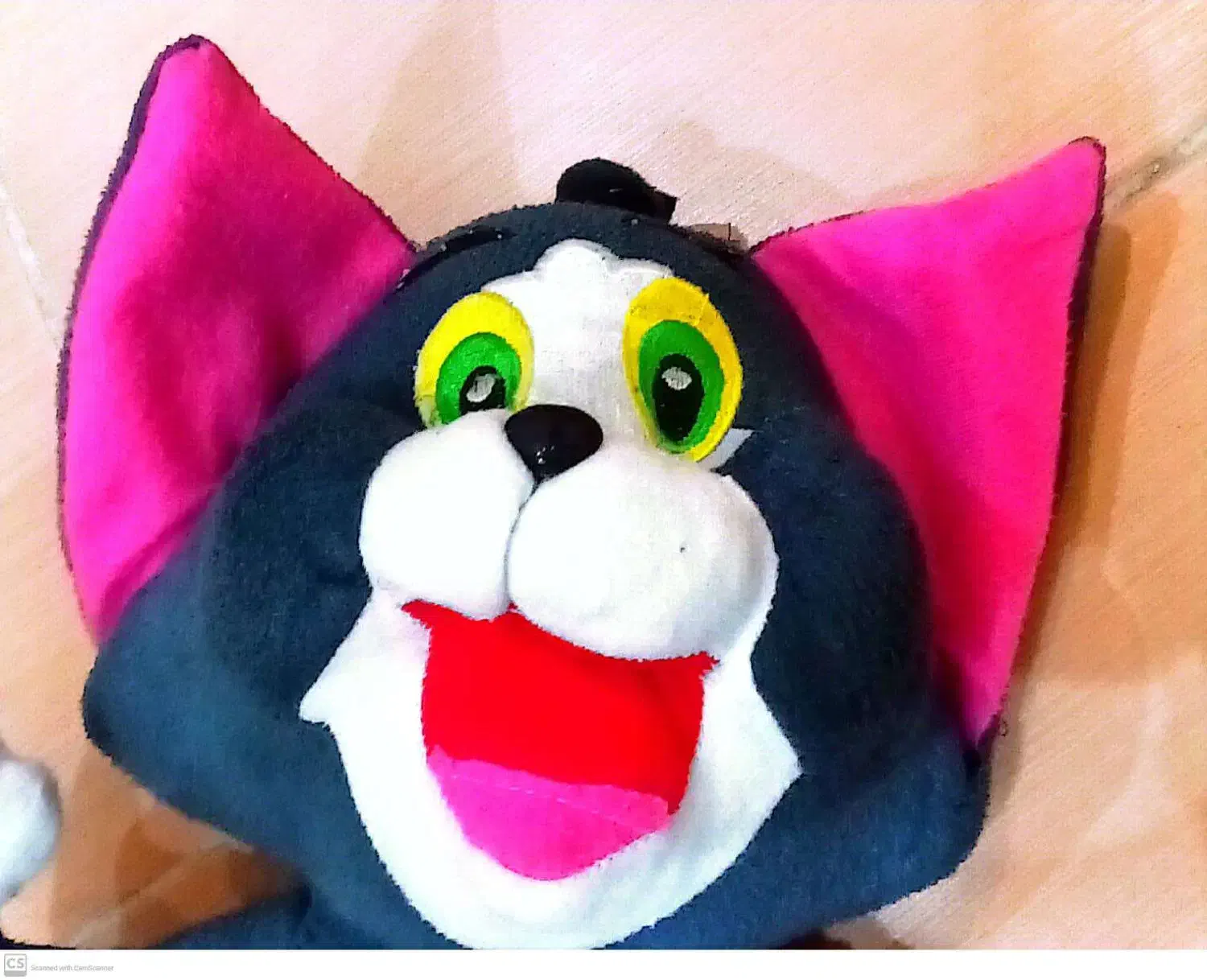 عروسک تام|اسباب‌بازی بچه|سنندج, |دیوار