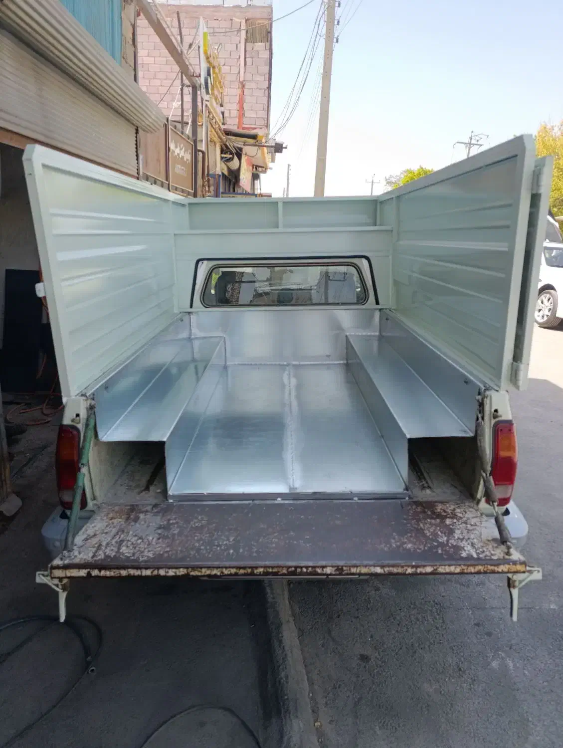 اطاق سازی|ماشینآلات صنعتی|باسمنج, |دیوار