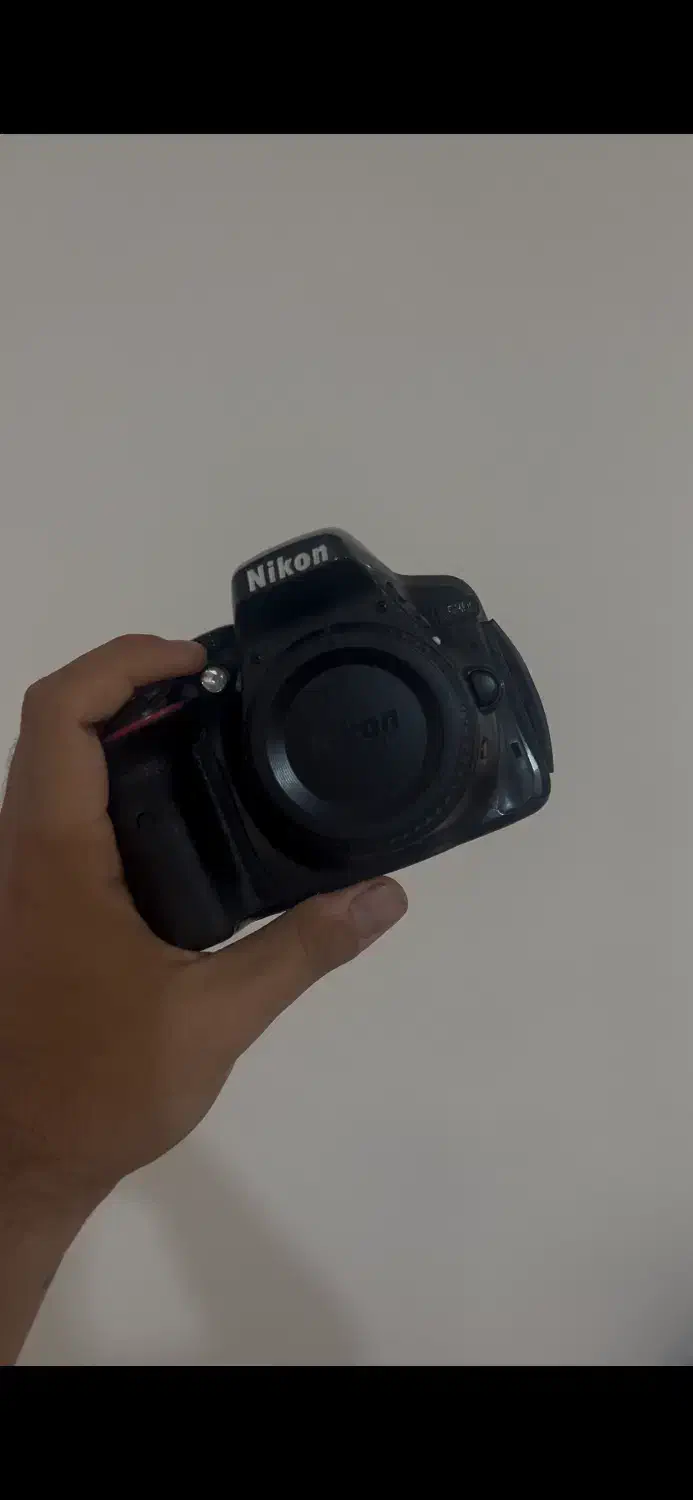 دوربین نیکون D5300 به همراه لنز ۱۴۰-۱۸|دوربین عکاسی و فیلمبرداری|کیش, |دیوار