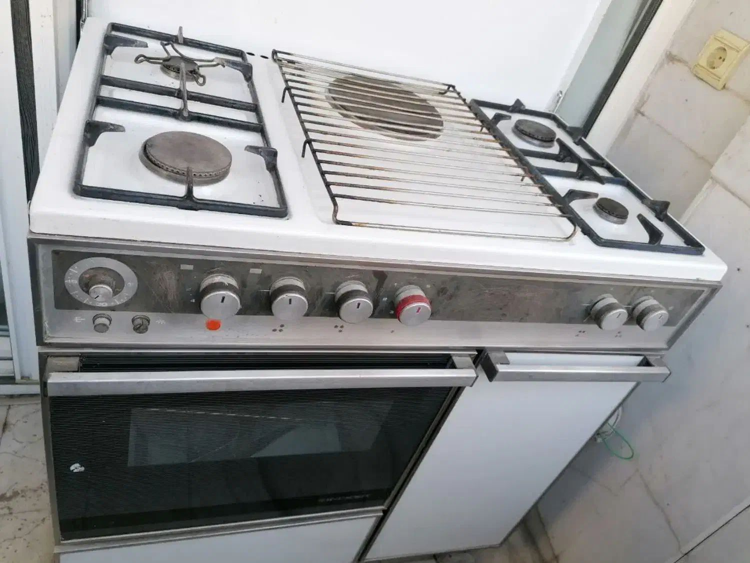 اجاق گاز ایتالیایی مارک ایندیزیت|اجاق گاز و لوازم برقی پختوپز|مشهد, آزادشهر|دیوار