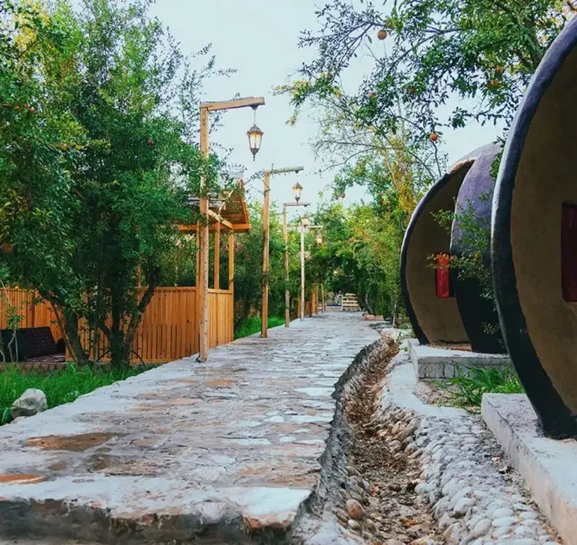 اجاره باغ رستوران سفره خانه در فیروزآباد|اجارهٔ مغازه و غرفه|فیروزآباد (فارس), |دیوار