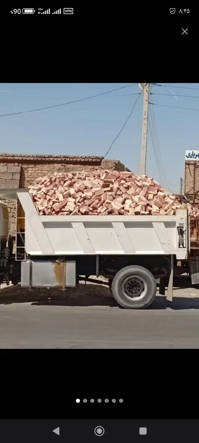 خاور آجر بالای 5تن بار چکی است|مصالح و تجهیزات ساختمان|زابل, |دیوار