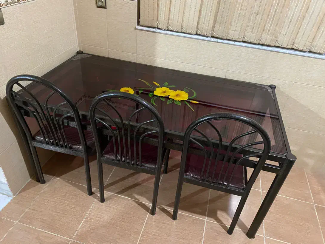 میز و صندلی ناهارخوری ۶ نفره|میز و صندلی غذاخوری|شیروان (خراسان), |دیوار