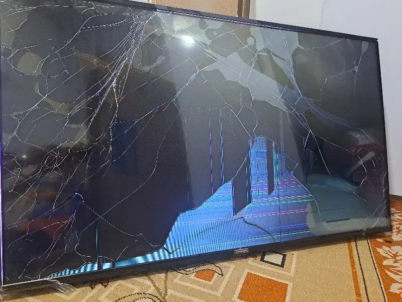 تلویزیون|تلویزیون و پروژکتور|گلبهار, شهر جدید گلبهار|دیوار