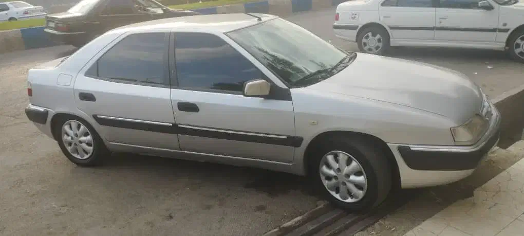 زانتیا ۲۰۰۰ مدل ۸۵|خودرو سواری و وانت|بازرگان, |دیوار