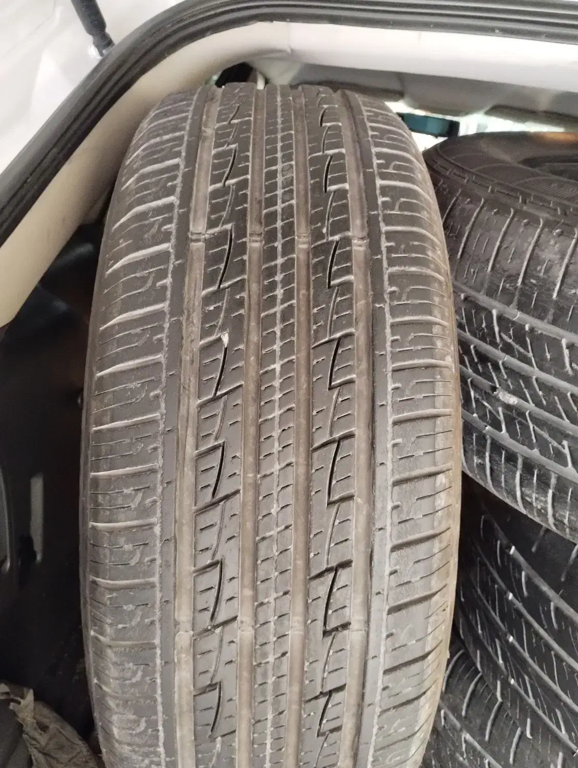 فروش 4 حلقه لاستیک|قطعات یدکی و لوازم جانبی|کیش, |دیوار