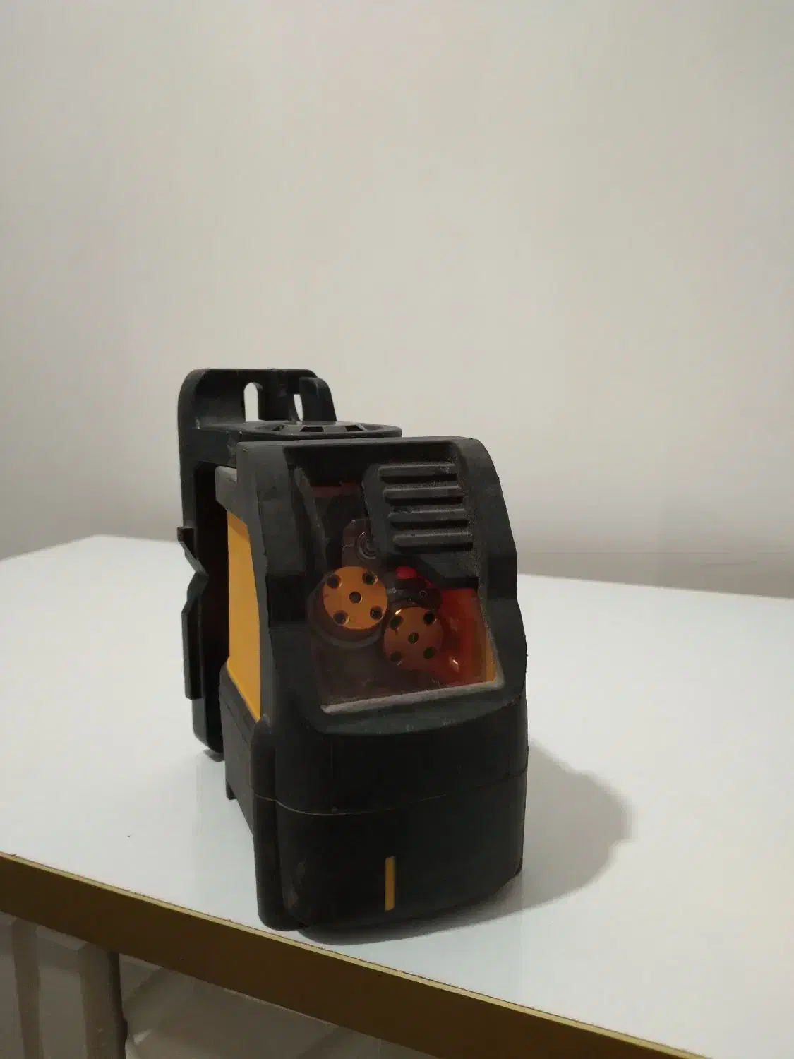 ترازلیزری ۱۸۰ دیوالت نورسبز|ابزارآلات|میاندوآب, |دیوار