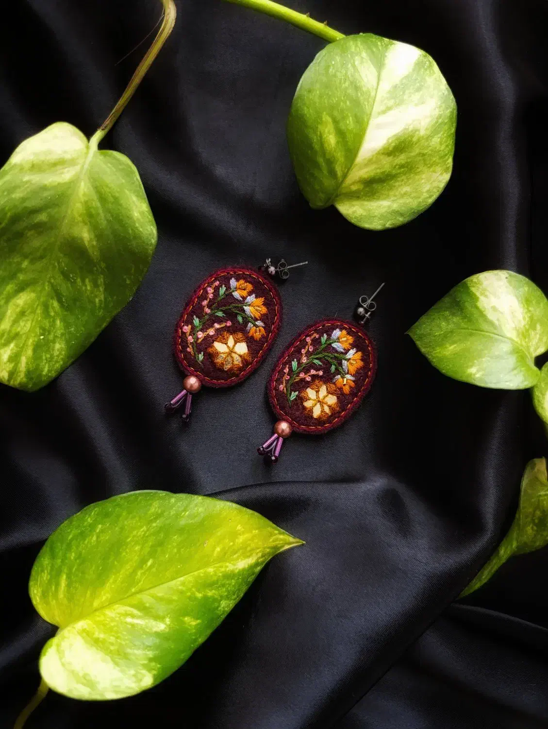 گوشواره|بدلیجات|شیروان (خراسان), |دیوار