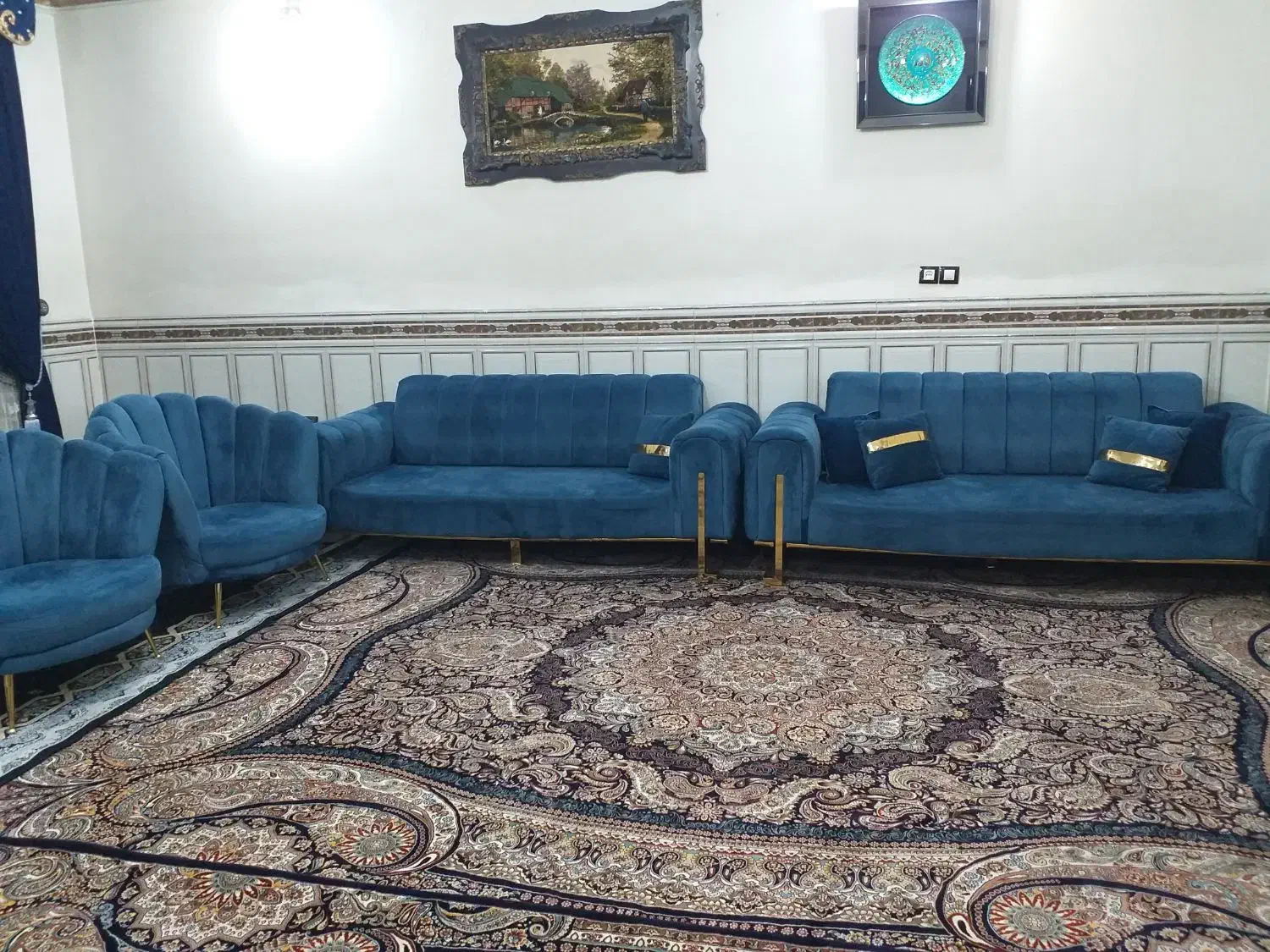 مبل با پرده پزیرایی|مبلمان خانگی و میز عسلی|اهواز, کمپلو جنوبی|دیوار