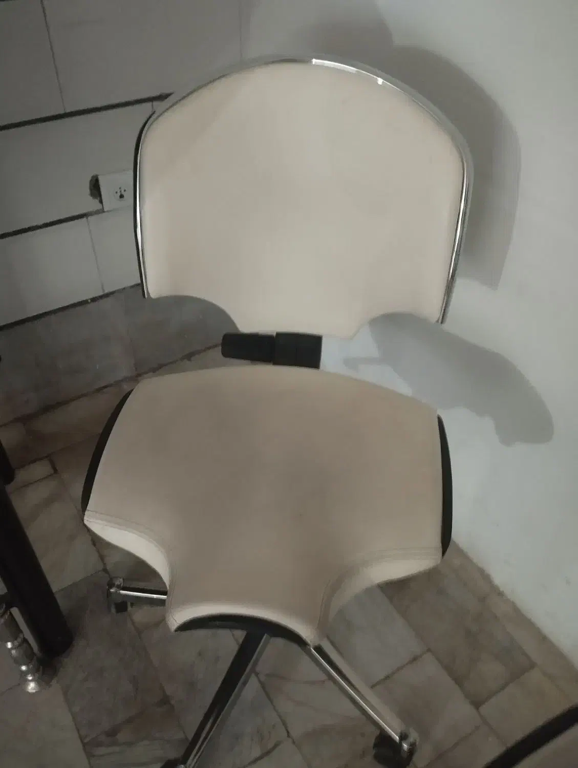 فروش وسایل آرایشگاه زنانه|آرایشگاه و سالنهای زیبایی|قزوین, |دیوار