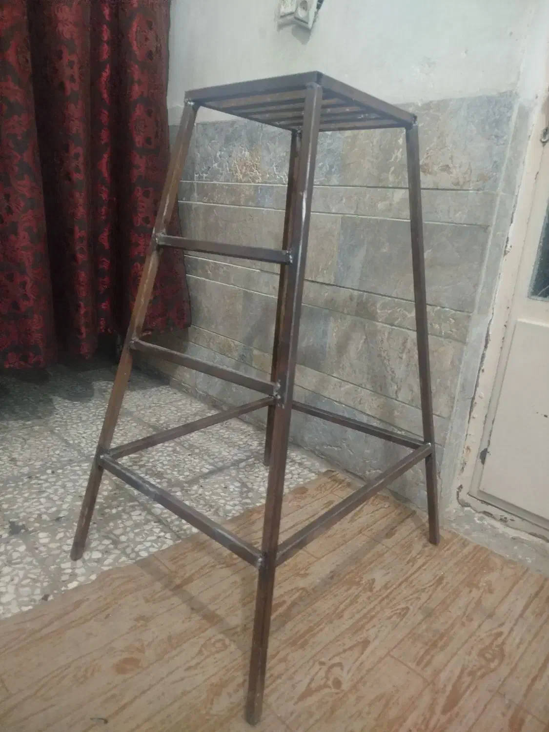 چهارپایه فلزی|ابزارآلات|نجف‌آباد, امیرآباد|دیوار