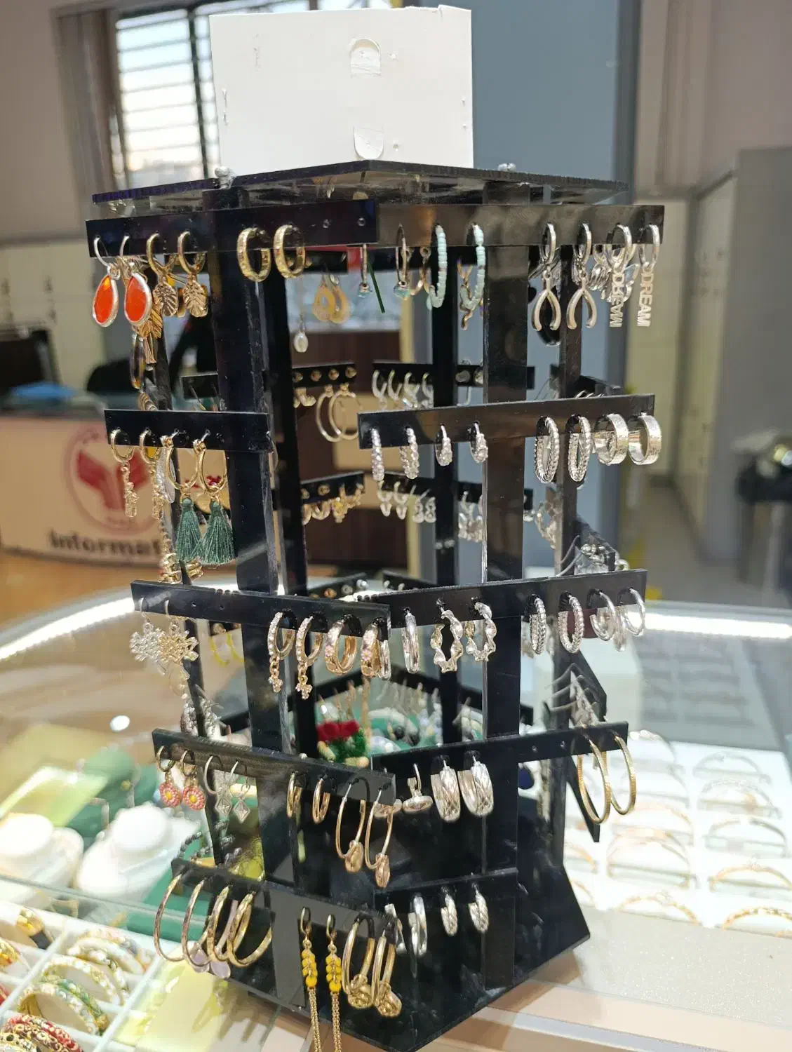 گوشواره فقط ۵۰ تومان|بدلیجات|مشهد, سجاد شهر|دیوار