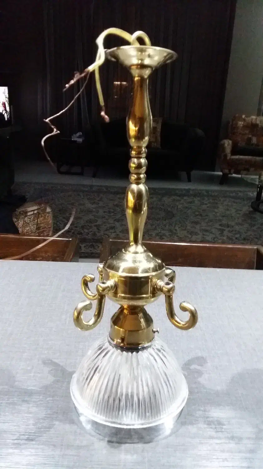 چراغ اویز برنجی تمیز|لوستر و چراغ آویز|اصفهان, عباسآباد|دیوار