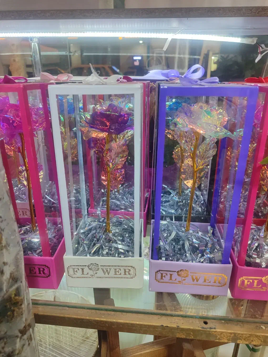 پخش عمده و جزیی گل های کریستالی و شیشه ای|گل مصنوعی|هشتگرد, شهرک ولیعصر (مصلی)|دیوار