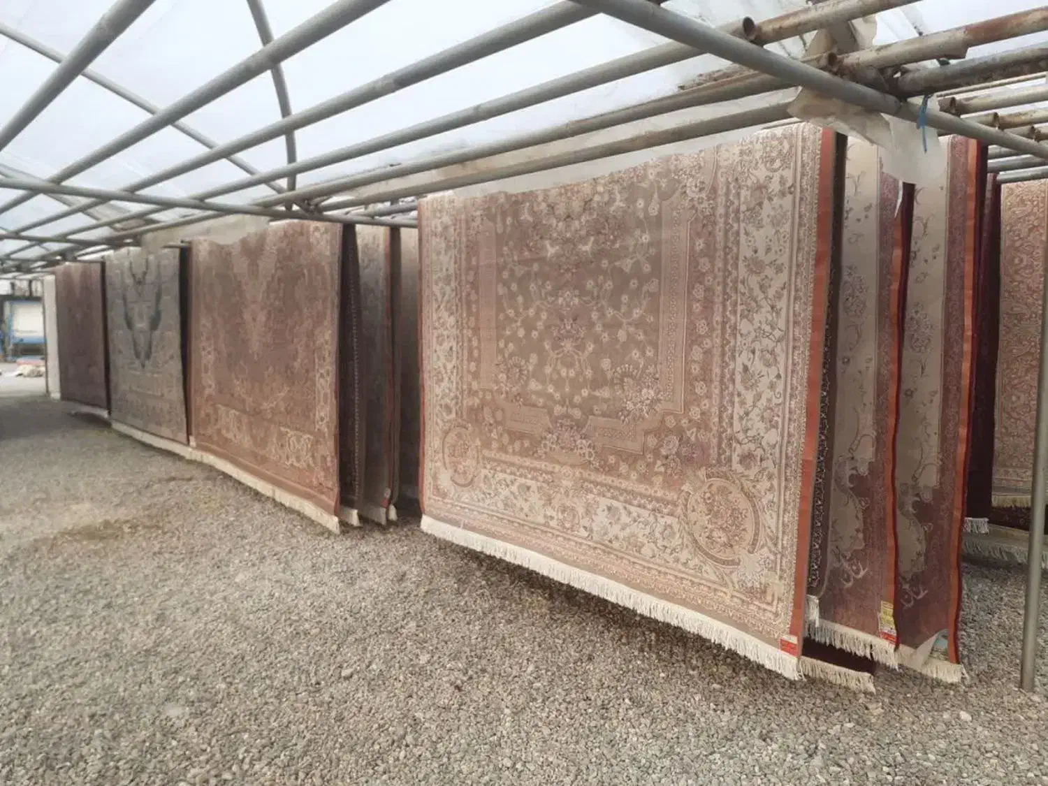 کارخانه قالیشویی قربی مطهری (ملک شهر)|خدمات نظافت|اصفهان, خانه اصفهان|دیوار