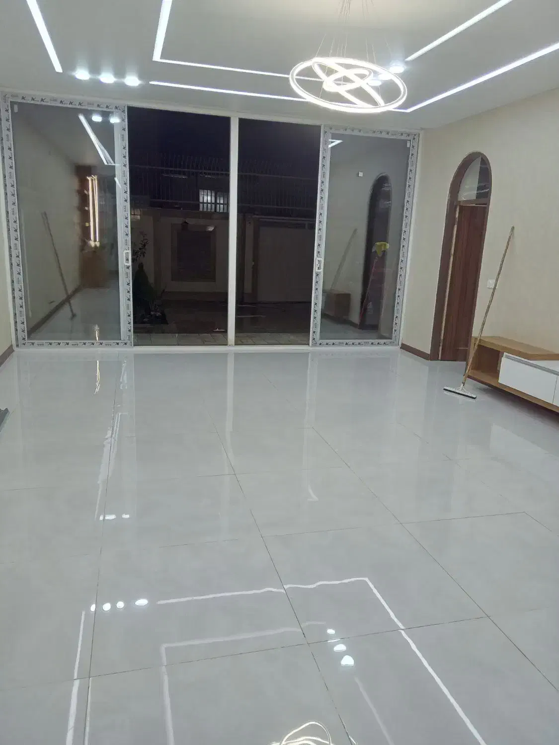 نظافت منازل واداری وتجاری واسباب کشی و غیره..|خدمات نظافت|نجف‌آباد, منتظری شمالی|دیوار