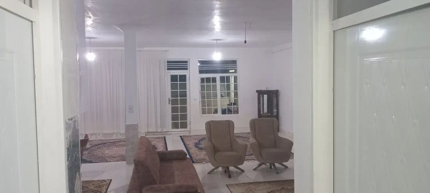 رهن و اجاره طبقه اول چیابل|اجارهٔ خانه و ویلا|رومشکان, |دیوار