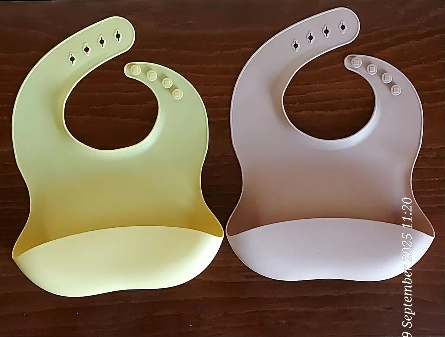 پیشبند کاسه ای سیلیکونی|اسباب و اثاث بچه|تهران, ونک|دیوار