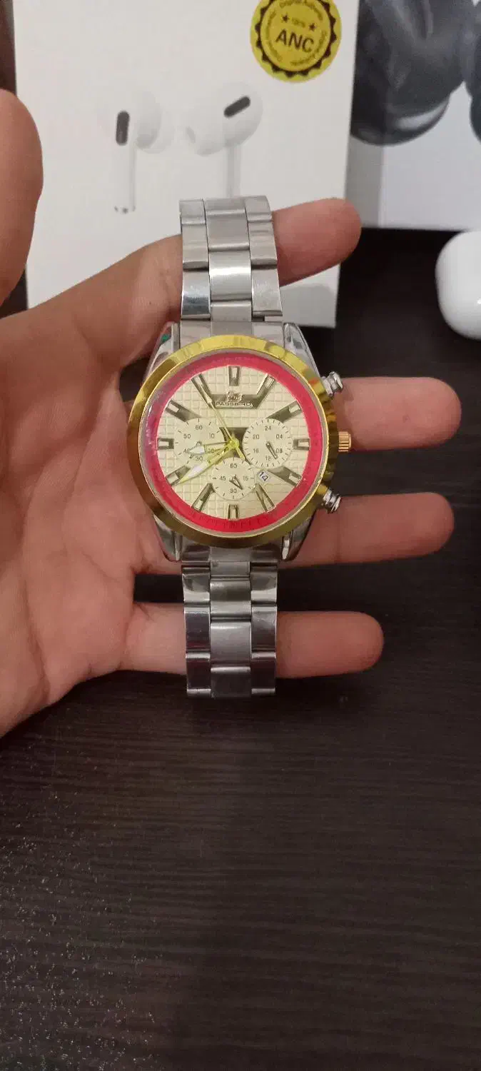 ساعت مچی مجلسی|ساعت|گنبد کاووس, |دیوار