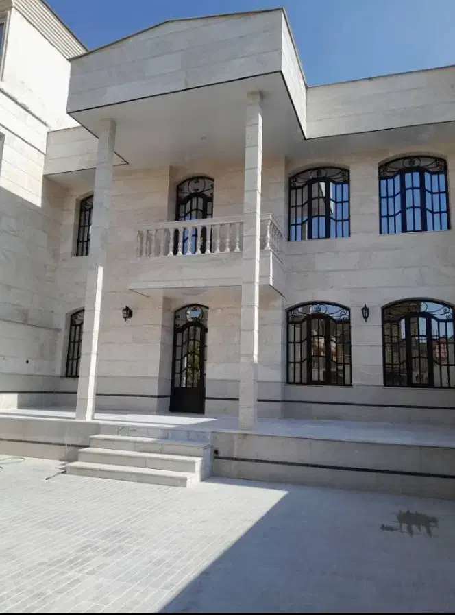 ویلایی 300 متری جهت دفتر کار و مسکونی / قدوسی|اجارهٔ خانه و ویلا|شیراز, قدوسی غربی|دیوار