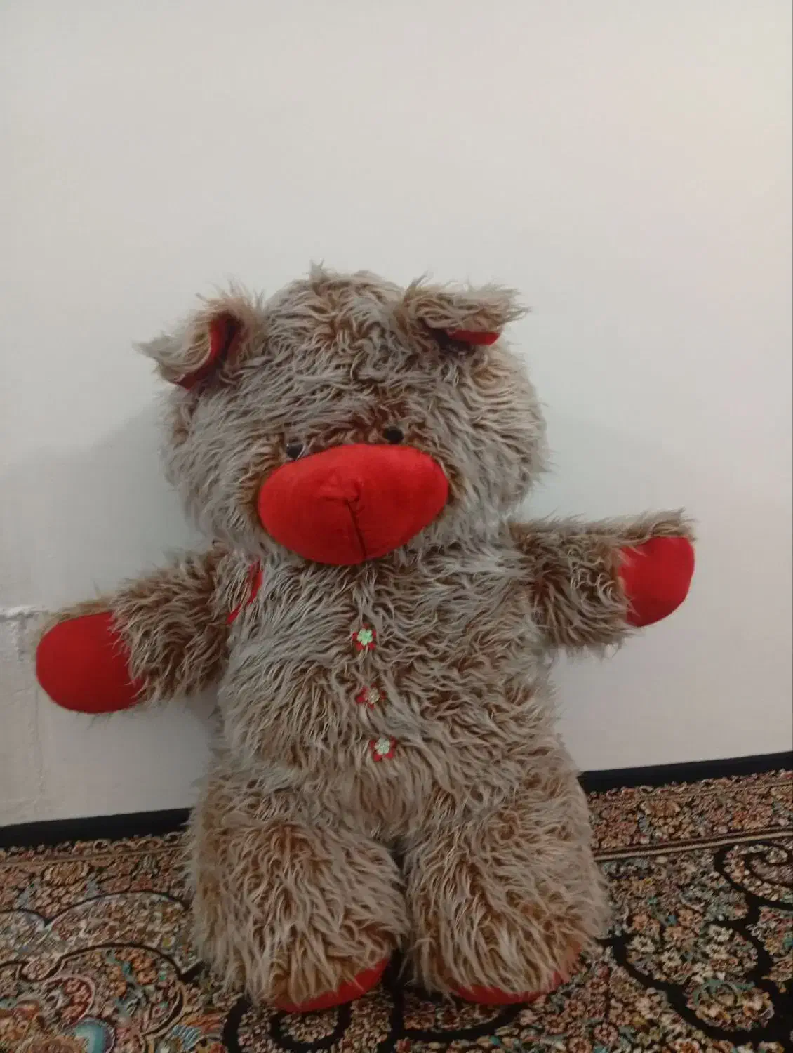 خرس|اسباب‌بازی بچه|رباط‌کریم, الارد|دیوار