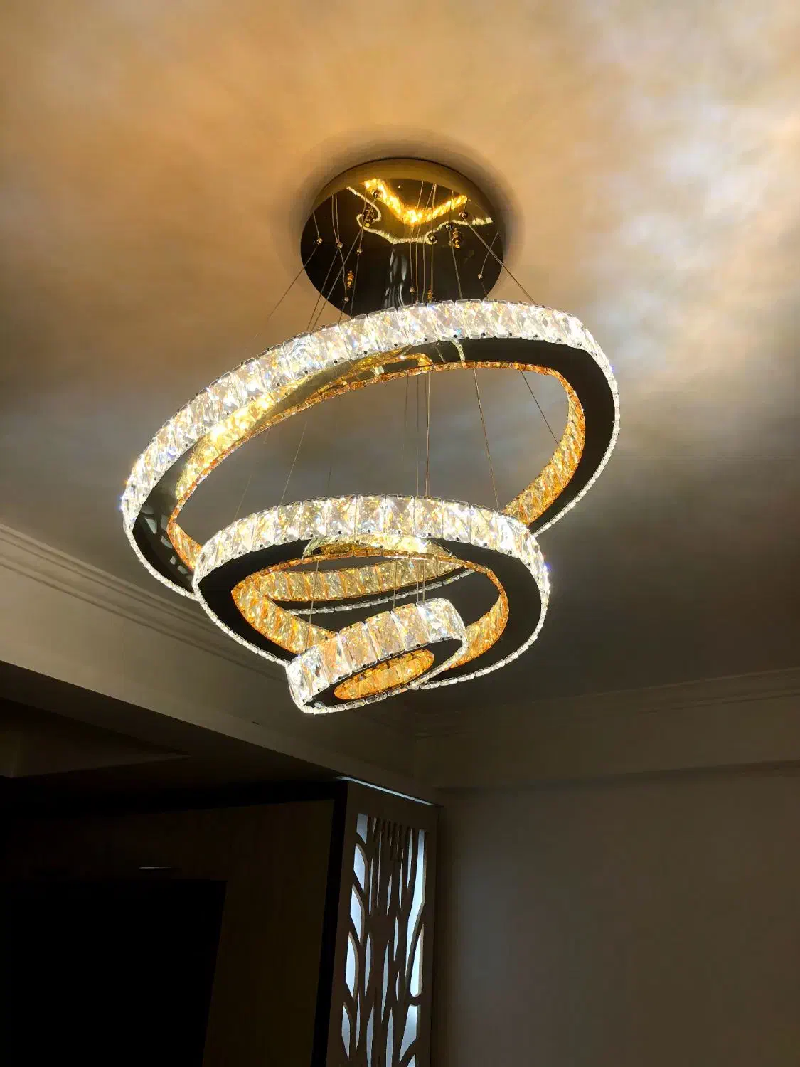 لوستر آویز مدرن|لوستر و چراغ آویز|تبریز, |دیوار