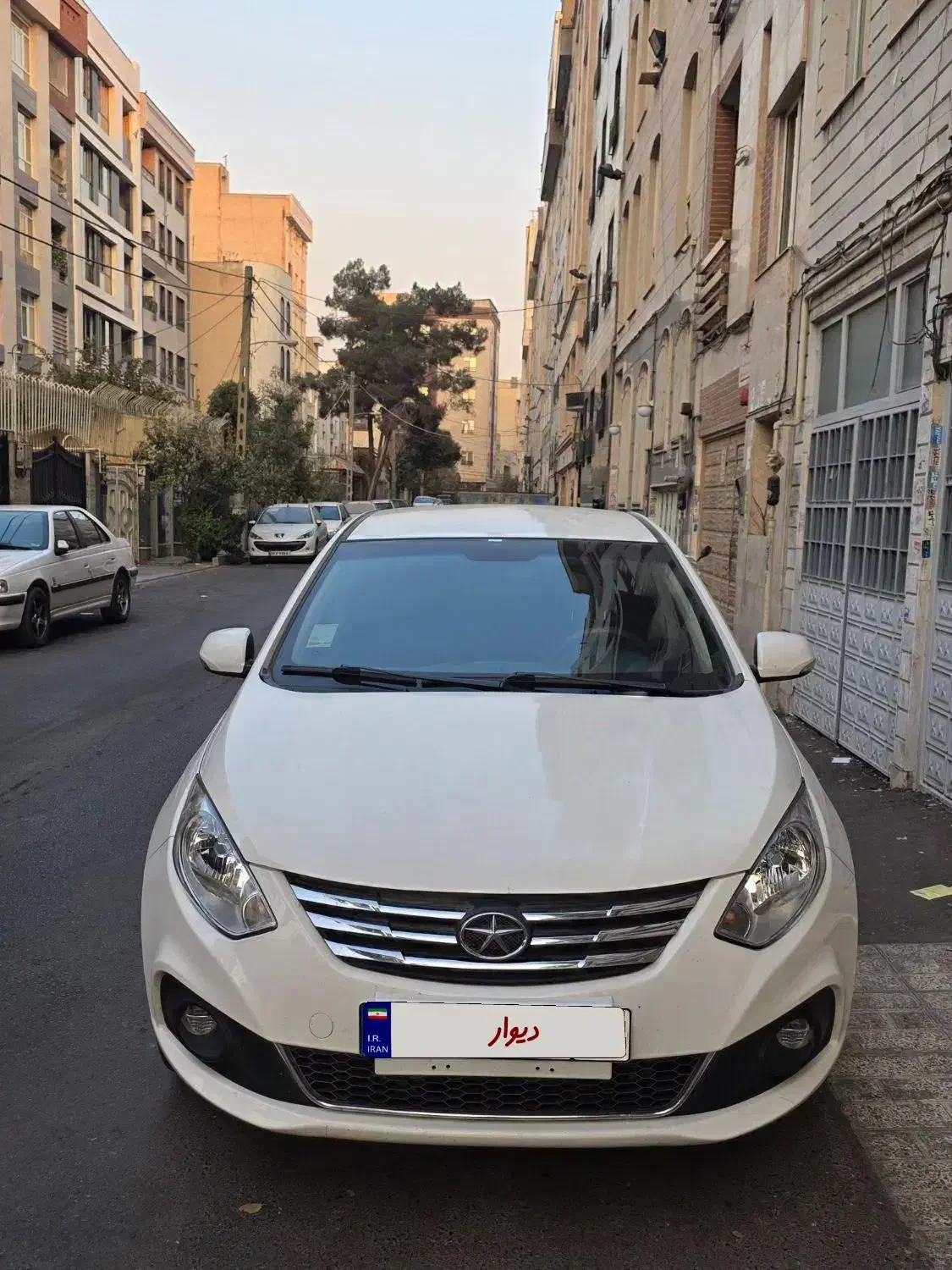 جک j4|خودرو سواری و وانت|تهران, پرستار|دیوار