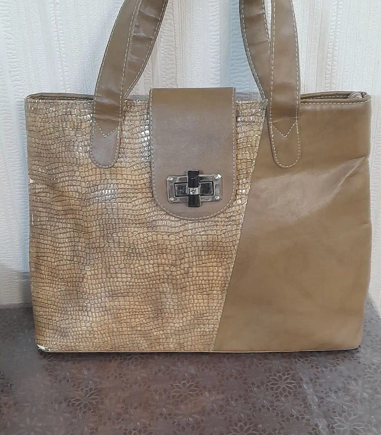 کیف زنانه|کیف، کفش، کمربند|مشهد, تربیت (صدف)|دیوار