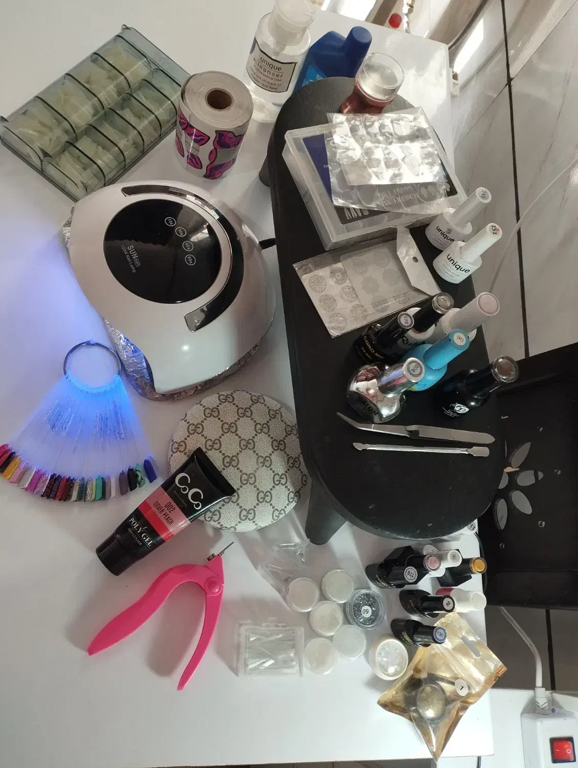 لوازم کاشت ناخن|آرایشگاه و سالنهای زیبایی|گیلوان, |دیوار